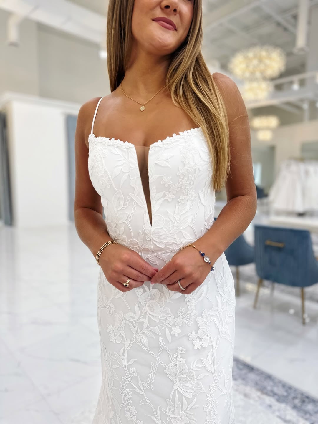 Mermaid Tulle Lace Appliqued Backless Boho Wedding Dresses for Women HE796