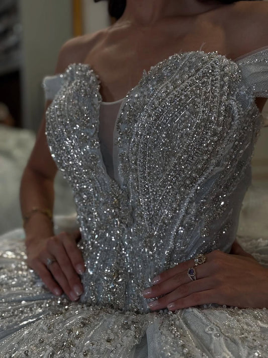 Tulle Lace Appliqued Princess Off Shoulder Quinceanera Dresses for Sweet 16 HE680