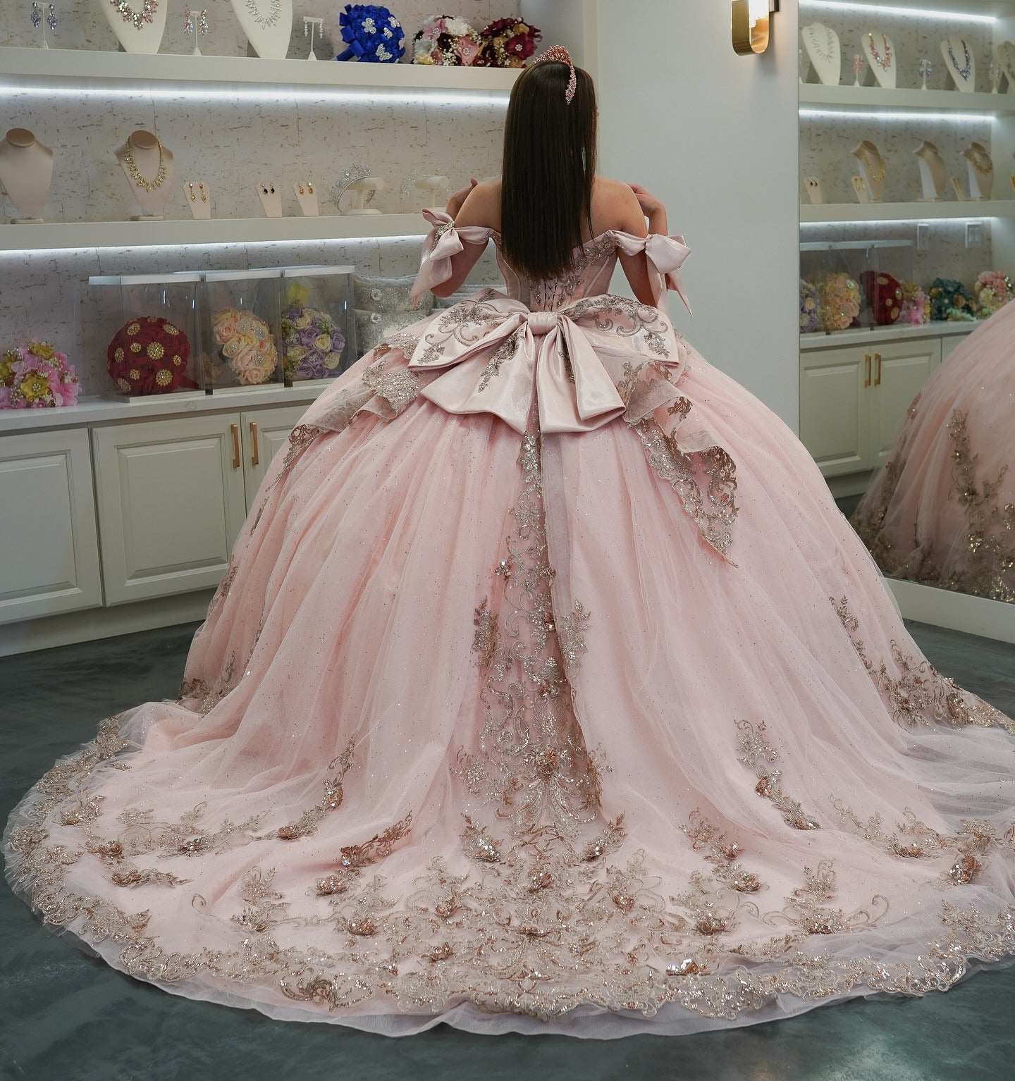 Vestidos de quinceañera con hombros descubiertos, tul princesa, apliques, vestidos de quinceañera HE530