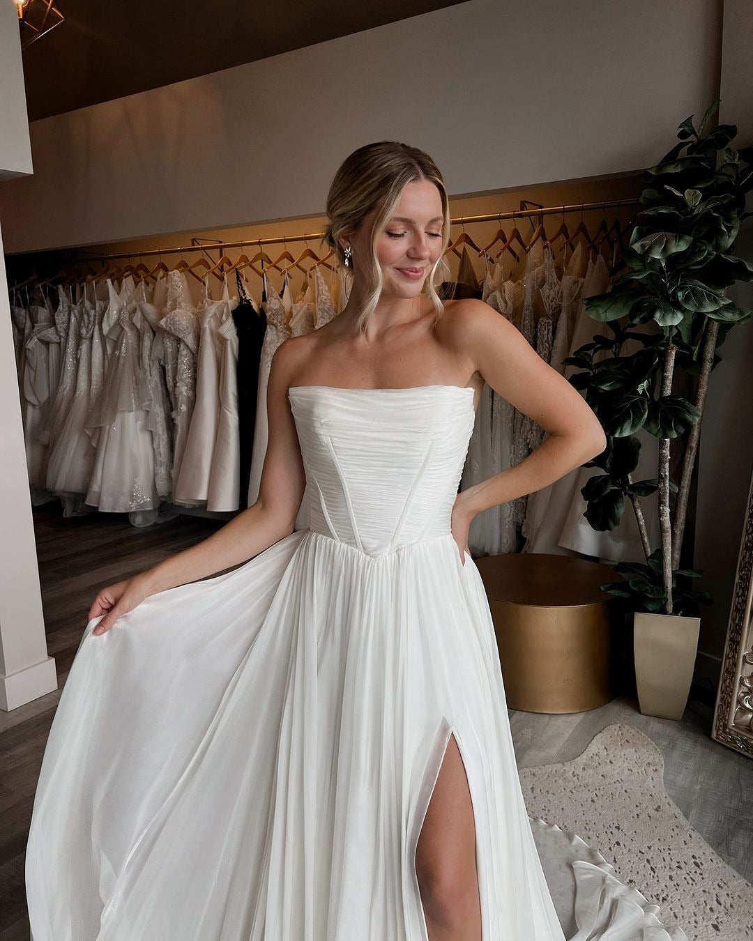 Chiffon A Line Sweetheart Corset Plus Size Bridal Wedding Dresses with Split HE804