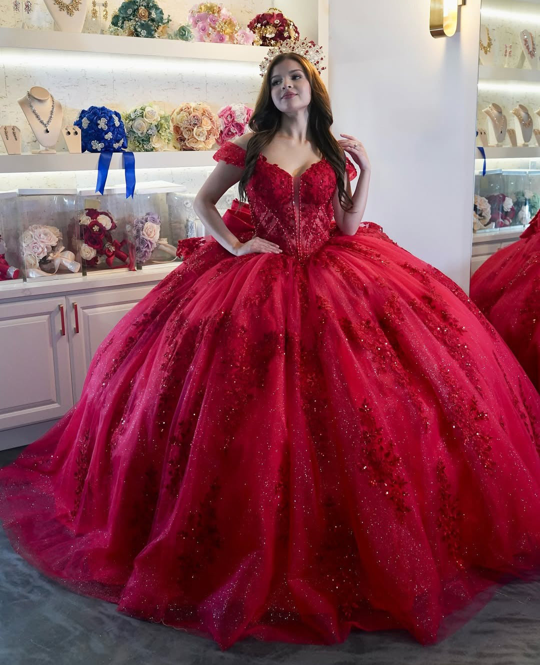 Red Ball Gown Princess Sweet 16 Quinceanera Dresses with Lace Appliqued HE661