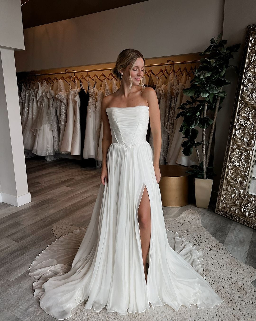 Chiffon A Line Sweetheart Corset Plus Size Bridal Wedding Dresses with Split HE804