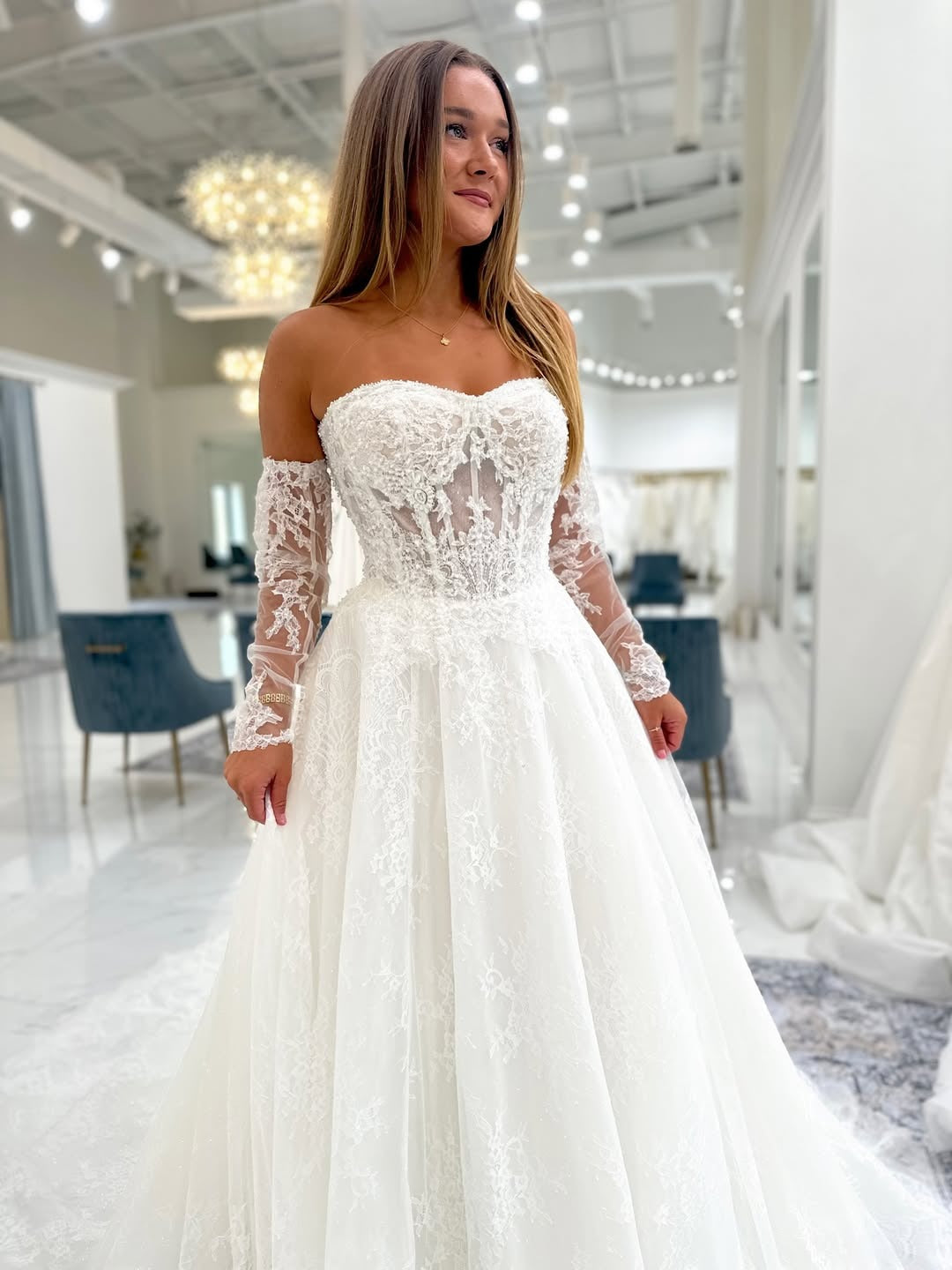 A Line Sweetheart Tulle Lace Appliqued Beach Wedding Dresses for Bride HE797