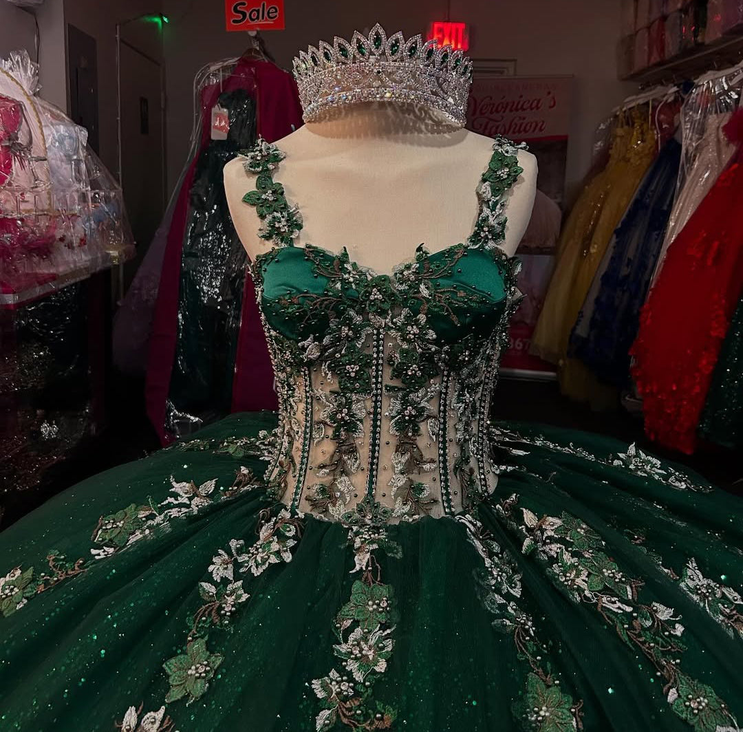Off Shoulder Glittery Tulle Corset Lace Appliqued Sweet 16 Quinceanera Dresses HE882