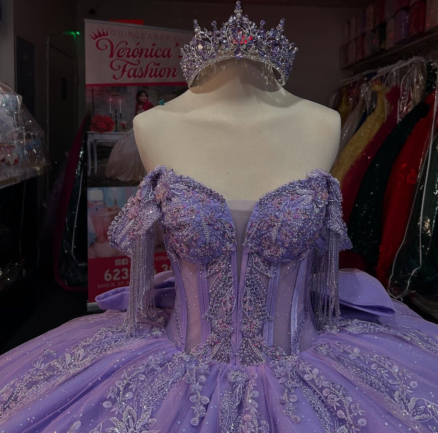Off Shoulder Tulle Lace Appliqued Ball Gown Lilac Sweet 16 Quinceanera Dresses HE810
