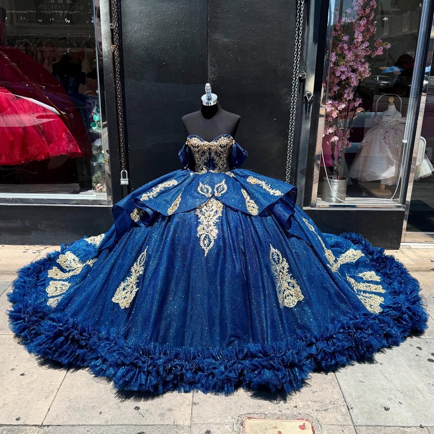 Glittery Tulle Lace Appliqued Princess Blue Quinceanera Dresses for Sweet 16 HE927