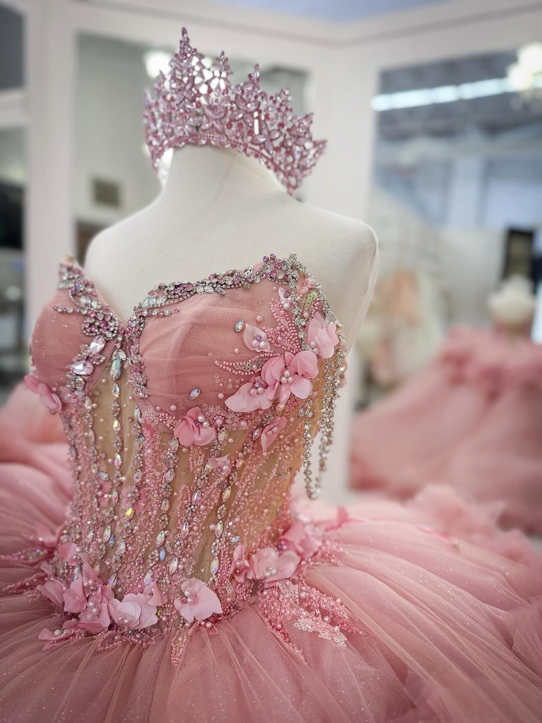 Sweetheart Tulle Ruffles Ball Gown Crystal Beaded Pink Quinceanera Dresses HE773