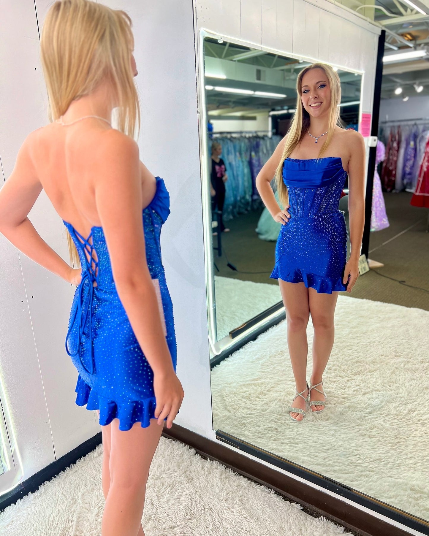 Sweetheart Glittery Sequin Beaded Knee Length Homecoming Dresses for Juniors HE758