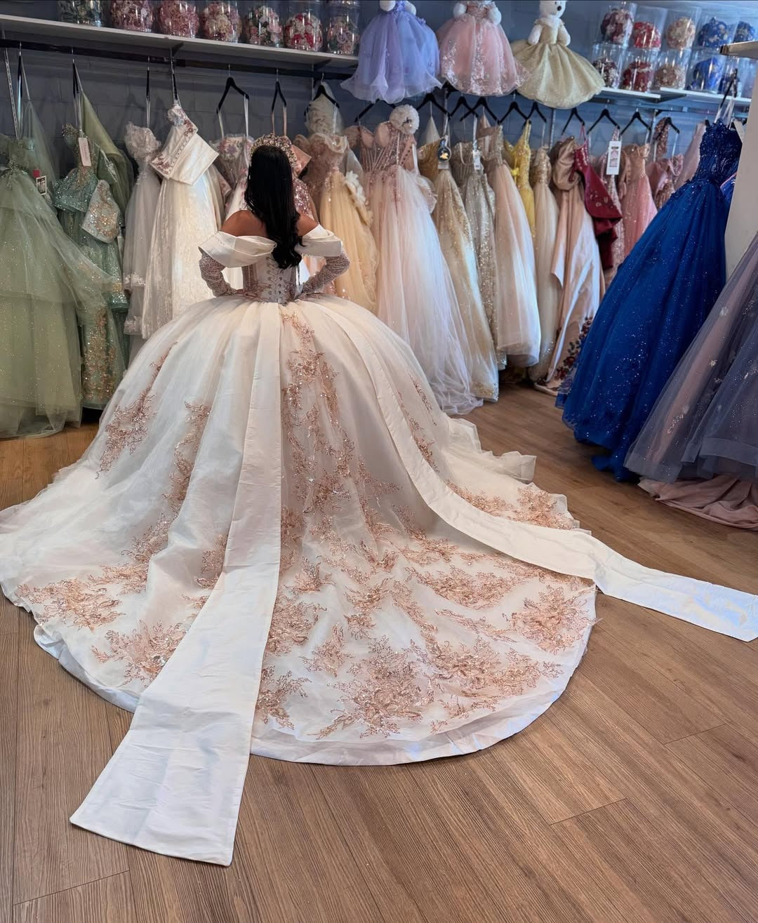 Sweetheart Tulle Lace Appliques Sweet 16 Quinceanera Dresses with Detachable Sleeves HE771