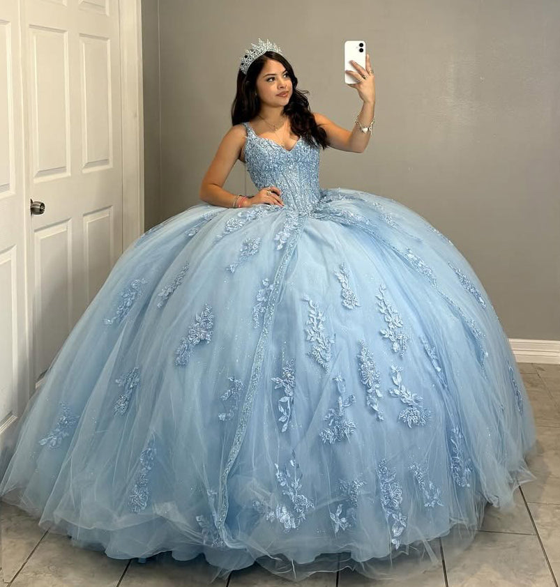 Ball Gown V Neck Tulle Appliqued Sweet 16 Quinceanera Dresses with Detachable Sleeves HE812