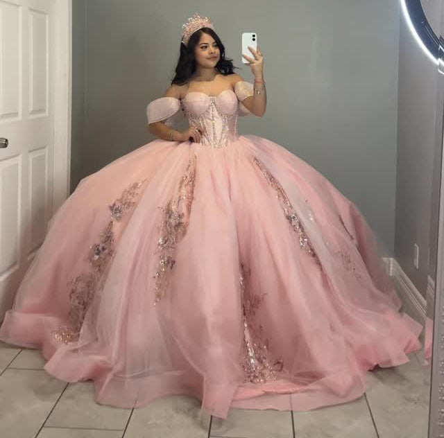 Vestidos de quinceañera con hombros descubiertos, tul princesa, apliques, vestidos de quinceañera HE530