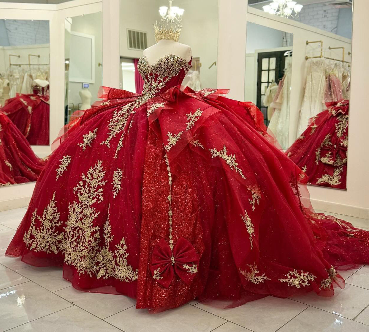Princess Ball Gown Tulle Appliqued Beaded Sweet 16 Red Quinceanera Dresses HE823