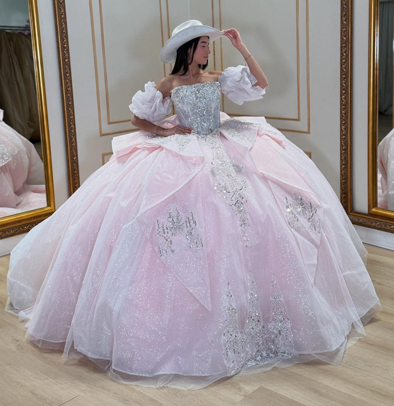 Vestidos de quinceañera con hombros descubiertos, tul princesa, apliques, vestidos de quinceañera HE530
