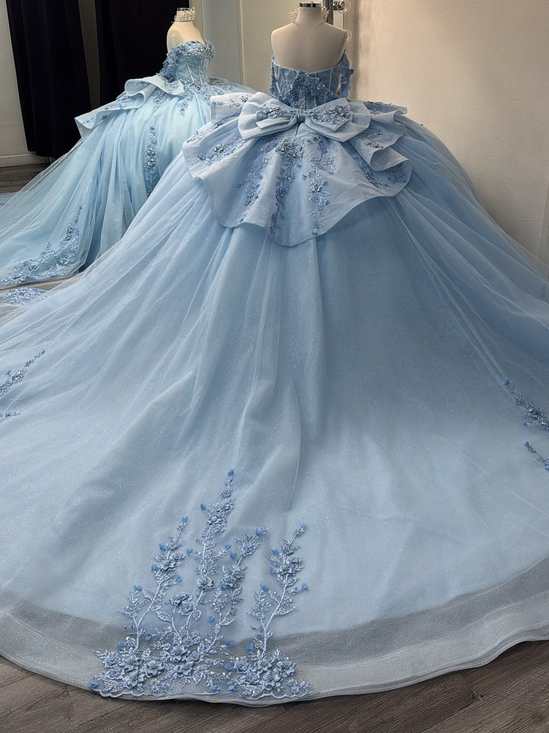 Ball Gown Tulle Lace Beaded Sweet 15 16 Quinceanera Dresses for Birthday Party HE931