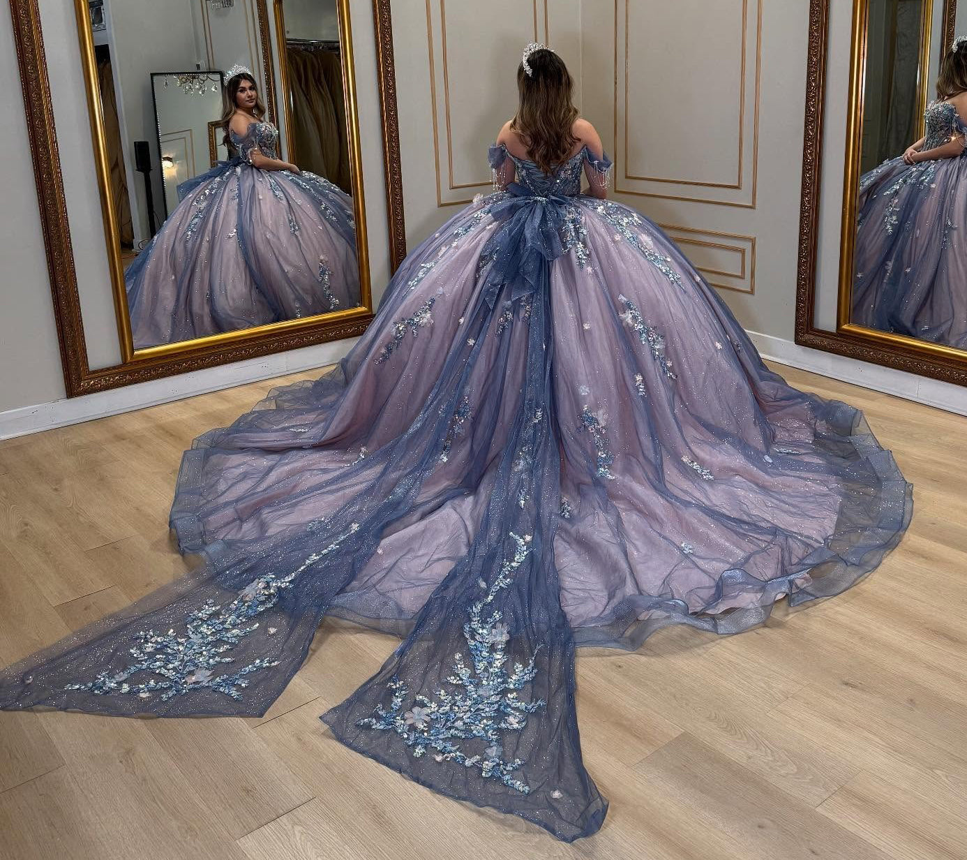 Glittery Tulle Lace Appliqued Off Shoulder Sweet 16 Quinceanera Dresses HE904