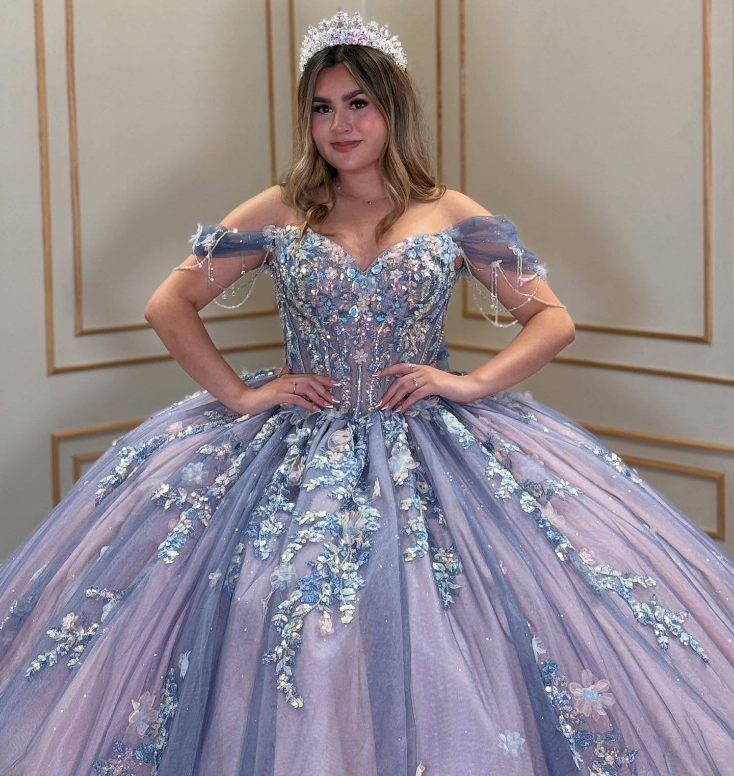 Glittery Tulle Lace Appliqued Off Shoulder Sweet 16 Quinceanera Dresses HE904