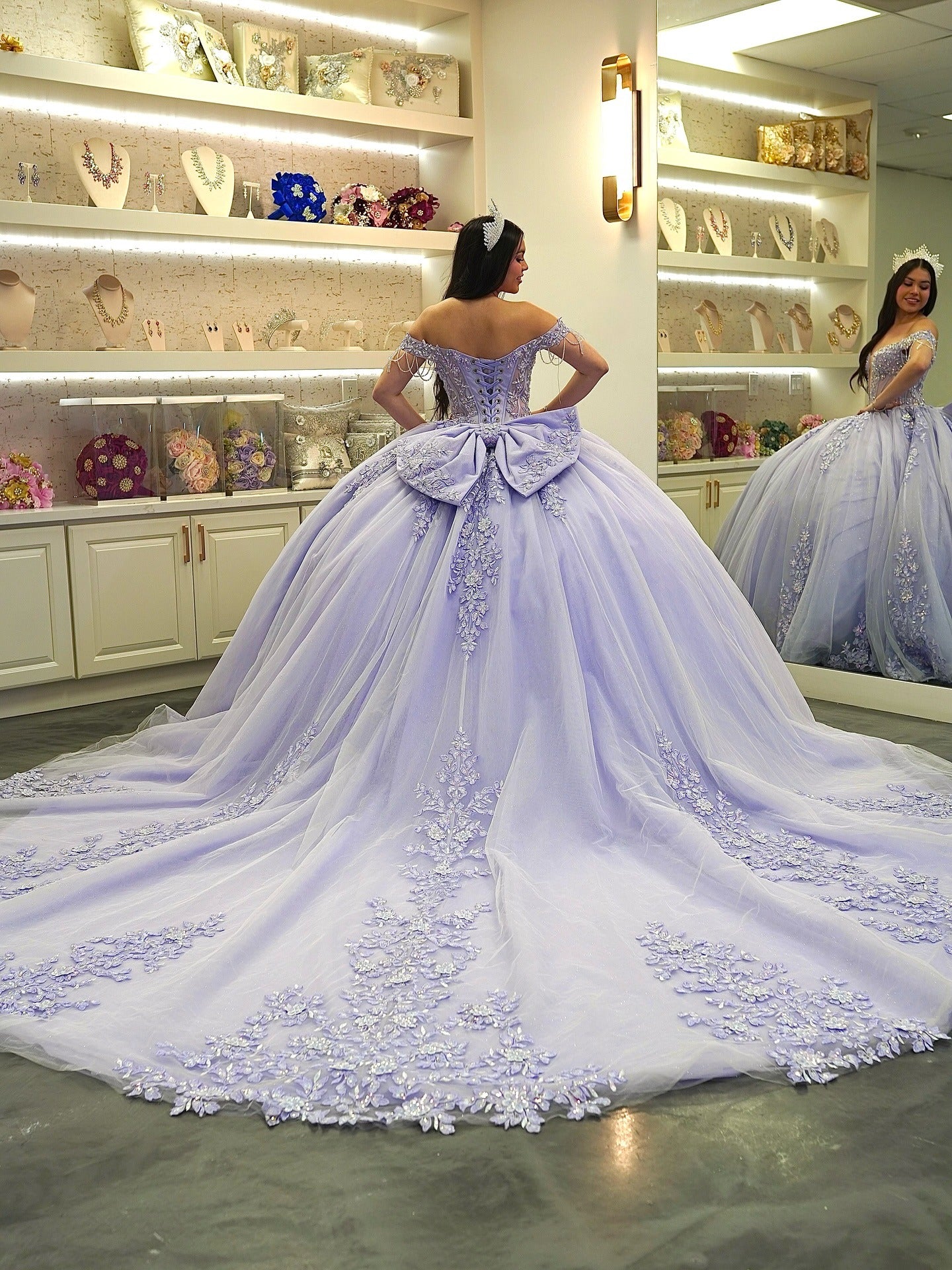Princess Tulle Lace Appliqued Off Shoulder Lilac Quinceanera Dresses HE902