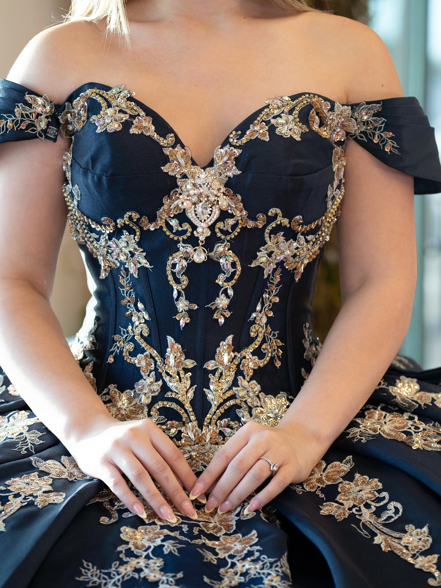 Gorgeous Ball Gown Satin Lace Appliqued Sweet 16 Navy Blue Quinceanera Dresses HE903