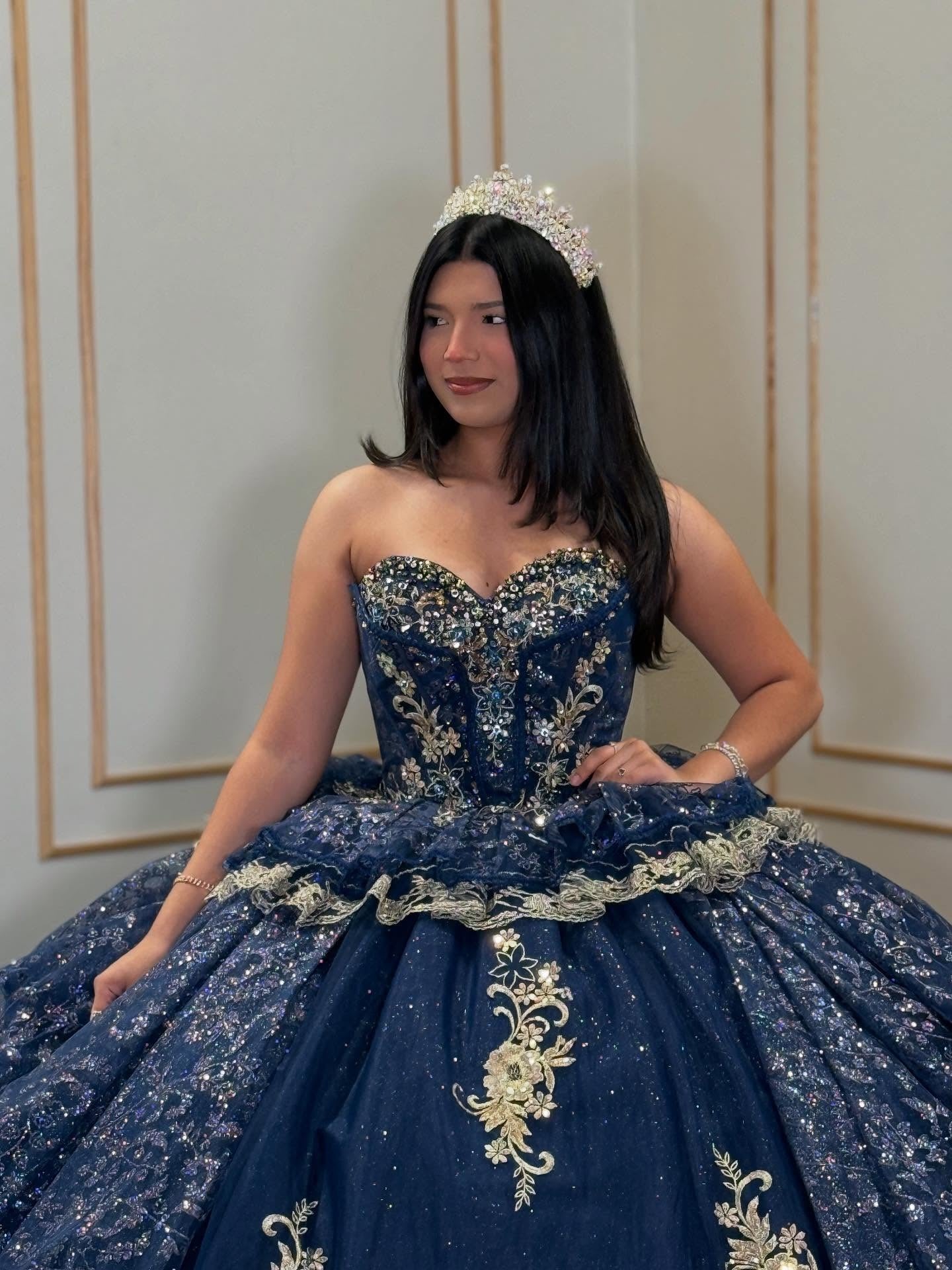 Luxury Glittery Lace Beaded Tulle Sweetheart Quinceanera Dresses with Ruffles HE901