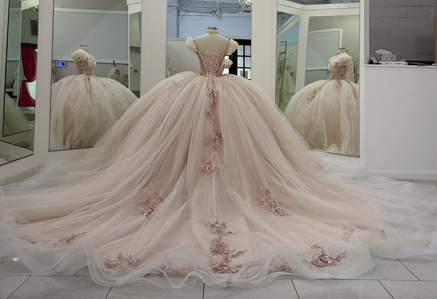 Off Shoulder Pink Tulle Appliqued Beaded Sweet 16 Quinceanera Dresses for Birthday HE929