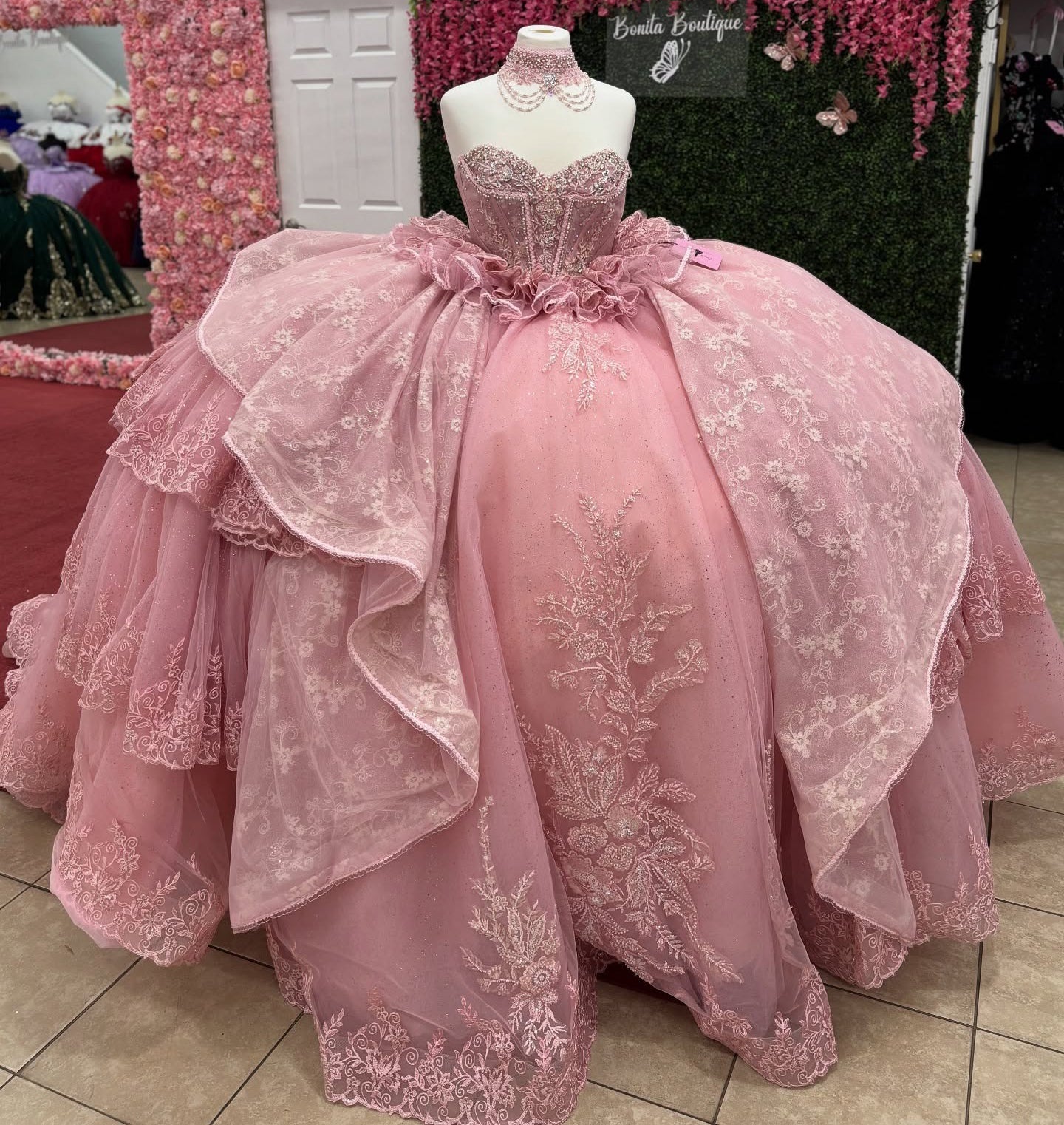 Sweetheart Gorgeous Corset Tulle Lace Beaded Quinceanera Dresses for Sweet 16 HE945