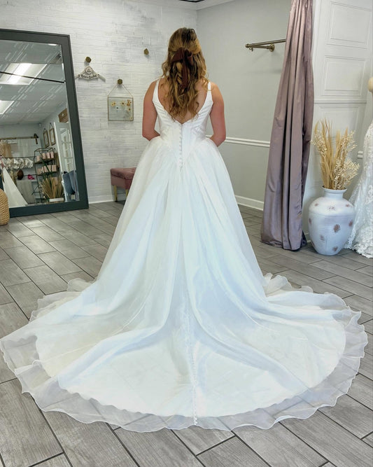 A Line Bridal Wedding Dresses Satin Corset Organza Bride Wedding Gowns for Women HE1450