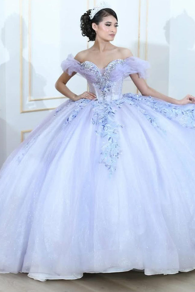 Lilac Tulle Lace Quinceanera Dresses Appliques Beaded Sweet 16 Party Gowns HE060