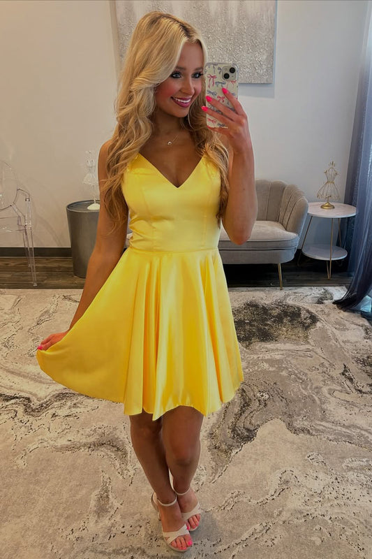 A Line Satin V Neck Knee Length Homecoming Dresses for Juniors HE716