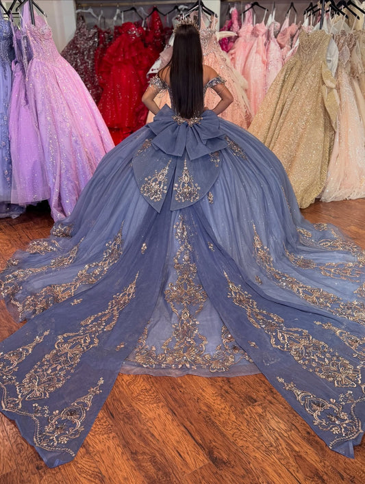 Ball Gown Tulle Crystal Appliqued Quinceanera Dresses Princess Sweet 16 Birthday Gown HE1463