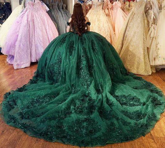 Princess Tulle Lace Appliqued Green Quinceanera Dresses Glittery Sweet 15 Party Gown HE1459