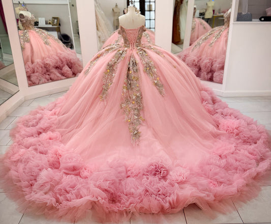 Princess Ball Gown Pink Tulle Lace Appliqued Ruffled Quinceanera Dresses HE1555