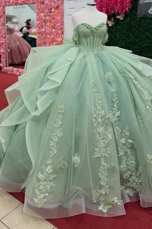 Off Shoulder Tulle Ruffled Green Quinceanera Dresses with Lace Appliqued HE1559