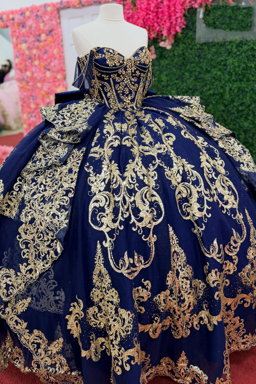 Tulle Lace Appliqued Crystal Luxury Blue Sweet 16 Quinceanera Dresses