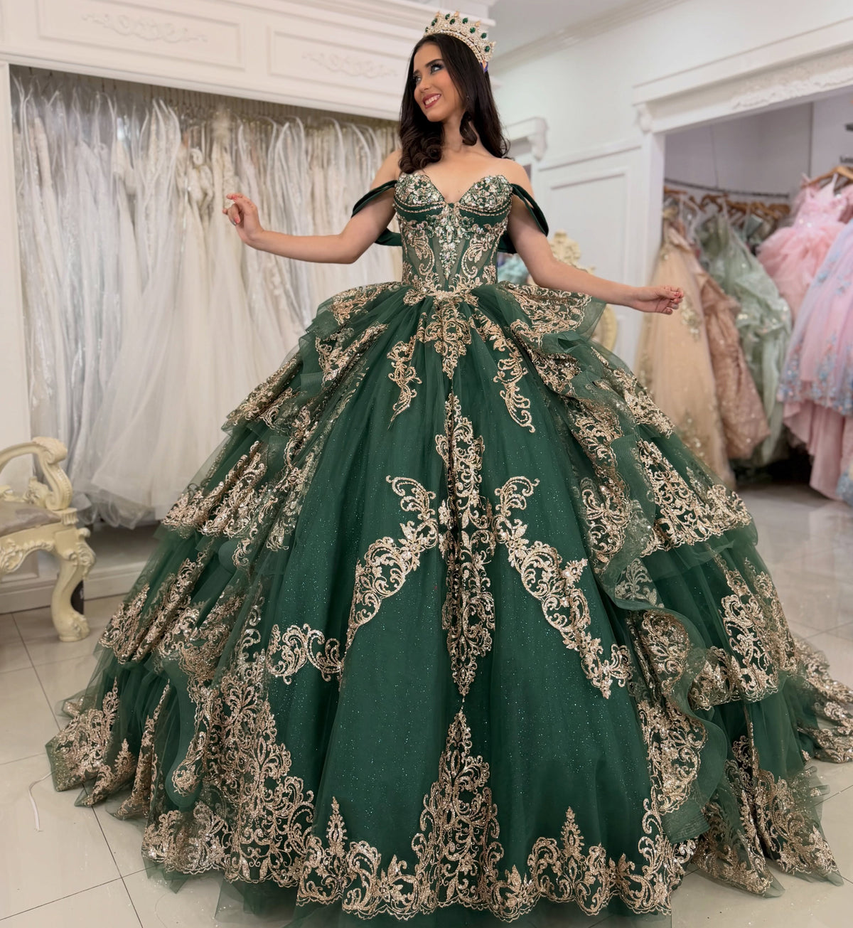 Off Shoulder Lace Appliqued Green Quinceanera Dresses Ruffled Party Gowns for Sweet 16 HE1914