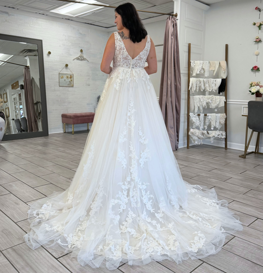 Sweetheart A-Linie Tüll 3D Blumen Strand Brautkleider für die Braut HE878