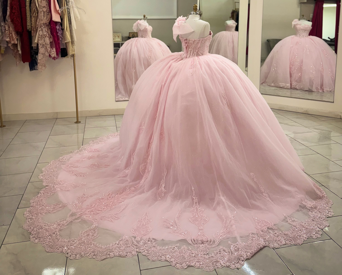 Tulle Lace Appliqued Pink Quinceanera Dresses Sweet 16 Ball Gown Birthday Party Dresses HE1989