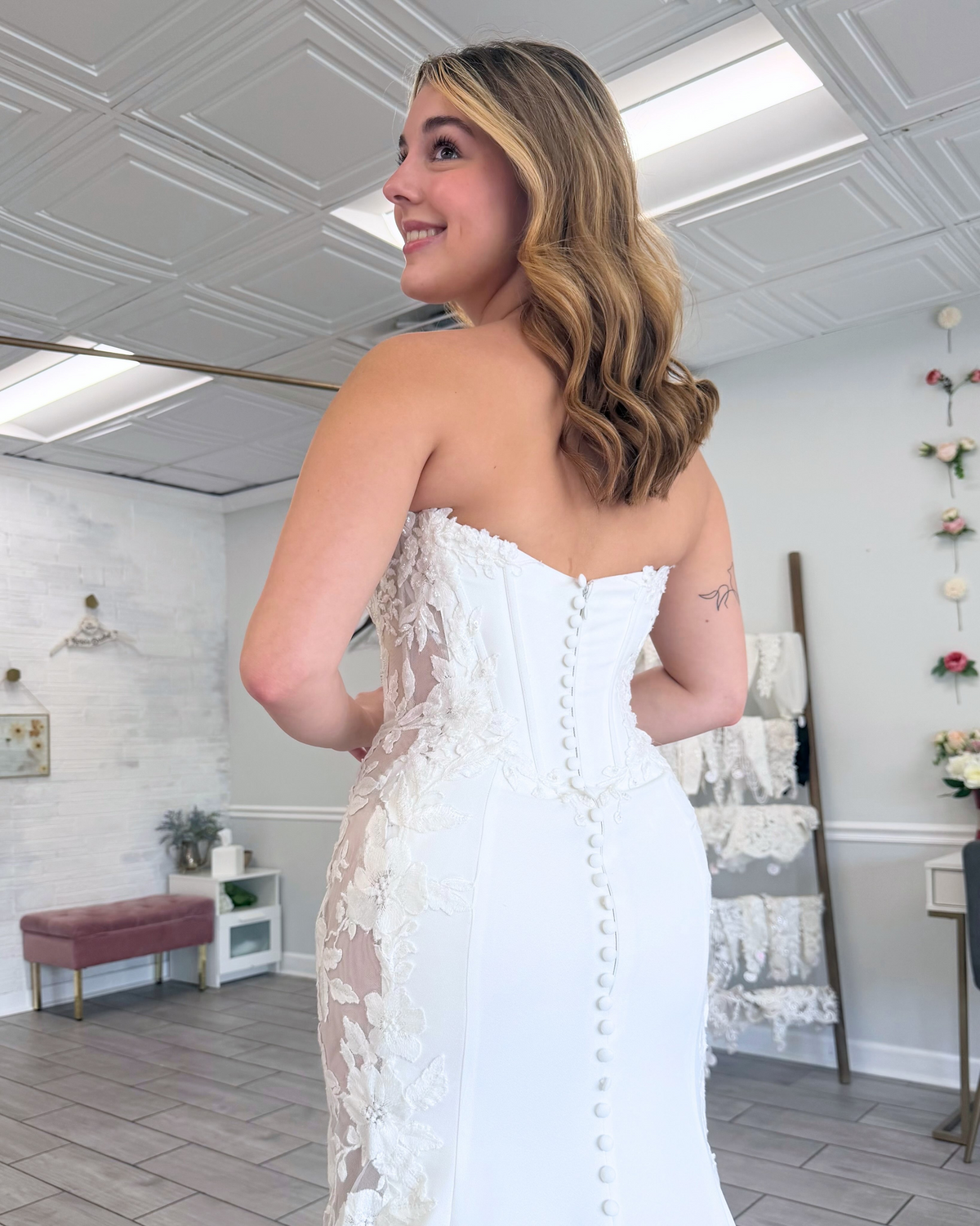 Strapless Satin Lace Appliqued Wedding Dresses Mermaid Boho Wedding Gowns for Bride HE1950