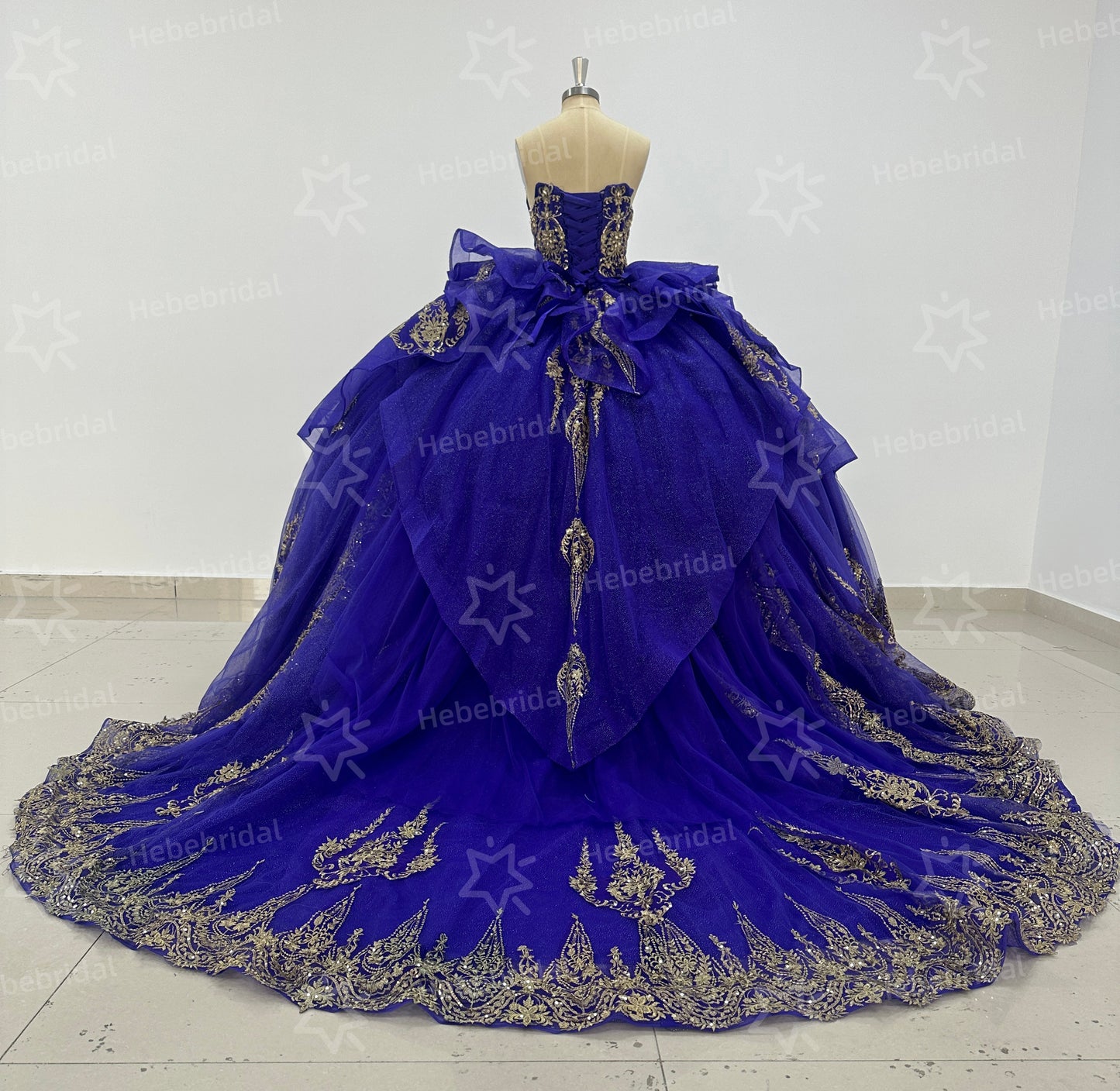 Sweetheart Ball Gown Tulle Beaded Quinceanera Dresses Princess Sweet 16 Party Gowns HE1196