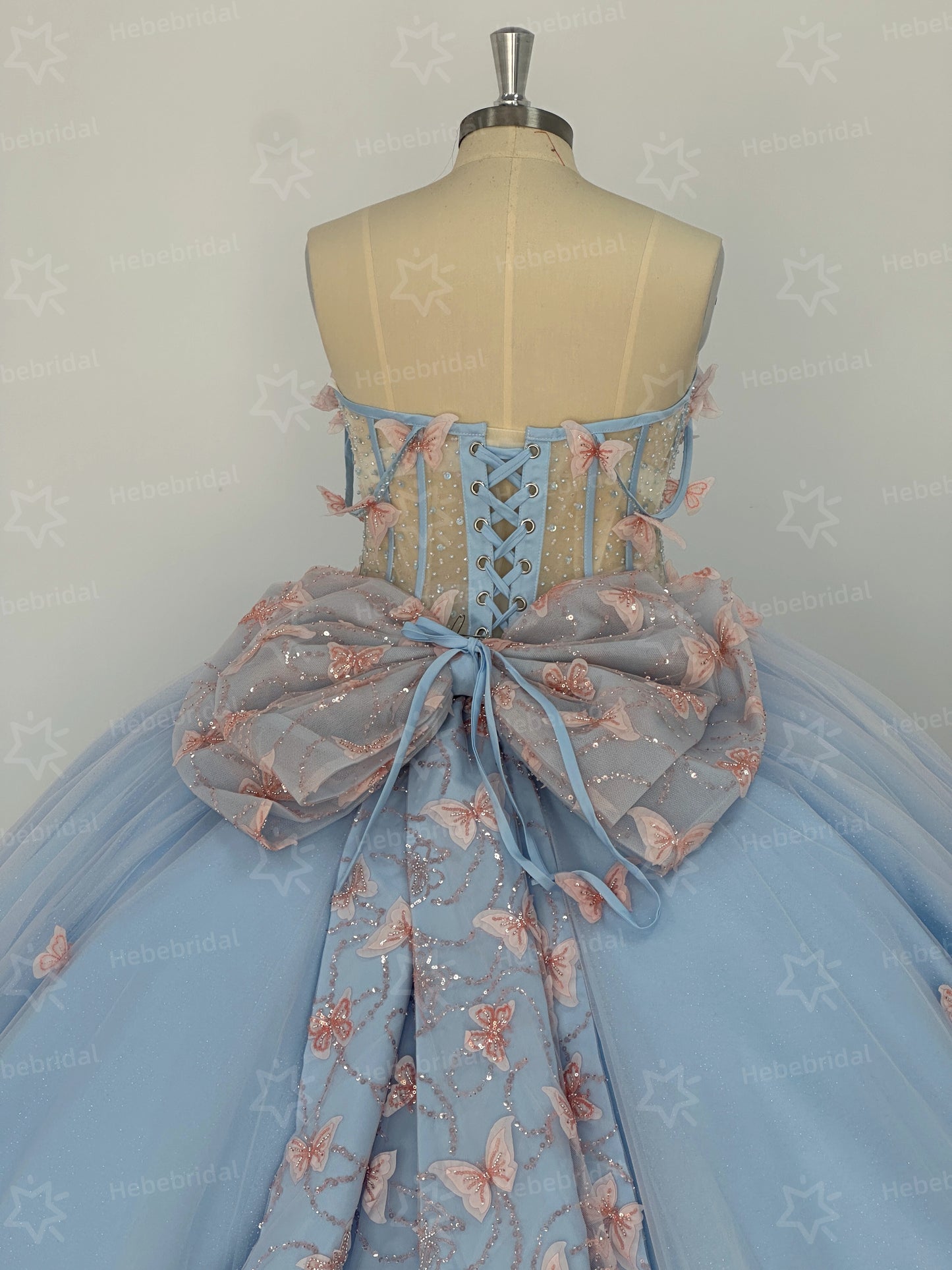 Princess Sweet 15 Quinceanera Dresses Lace Appliqued Ball Gown Birthday Party Dresses HE1198