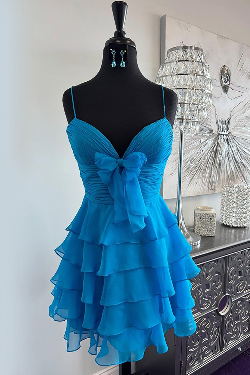Vestido de fiesta de gasa azul con escote en forma de A, con capas y lazo, HE591