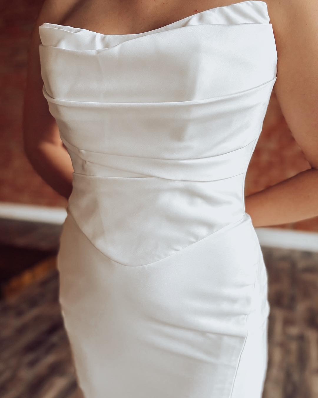 Strapless Mermaid Satin Pleated Wedding Dresses Corset Simple Wedding Gowns HE1239
