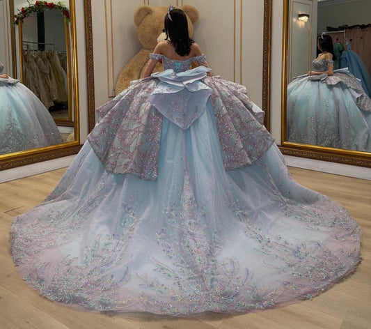 Gorgeous Tulle Appliqued Blue Quinceanera Dresses Off Shoulder Sweet 15 Birthday Gown HE1354