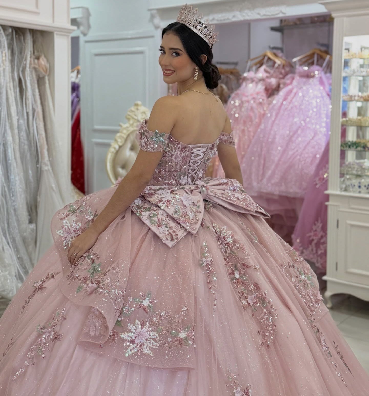 Ball Gown Off Shoulder Sweet 15 Quinceanera Dresses Lace Appliqued Party Gowns HE1402