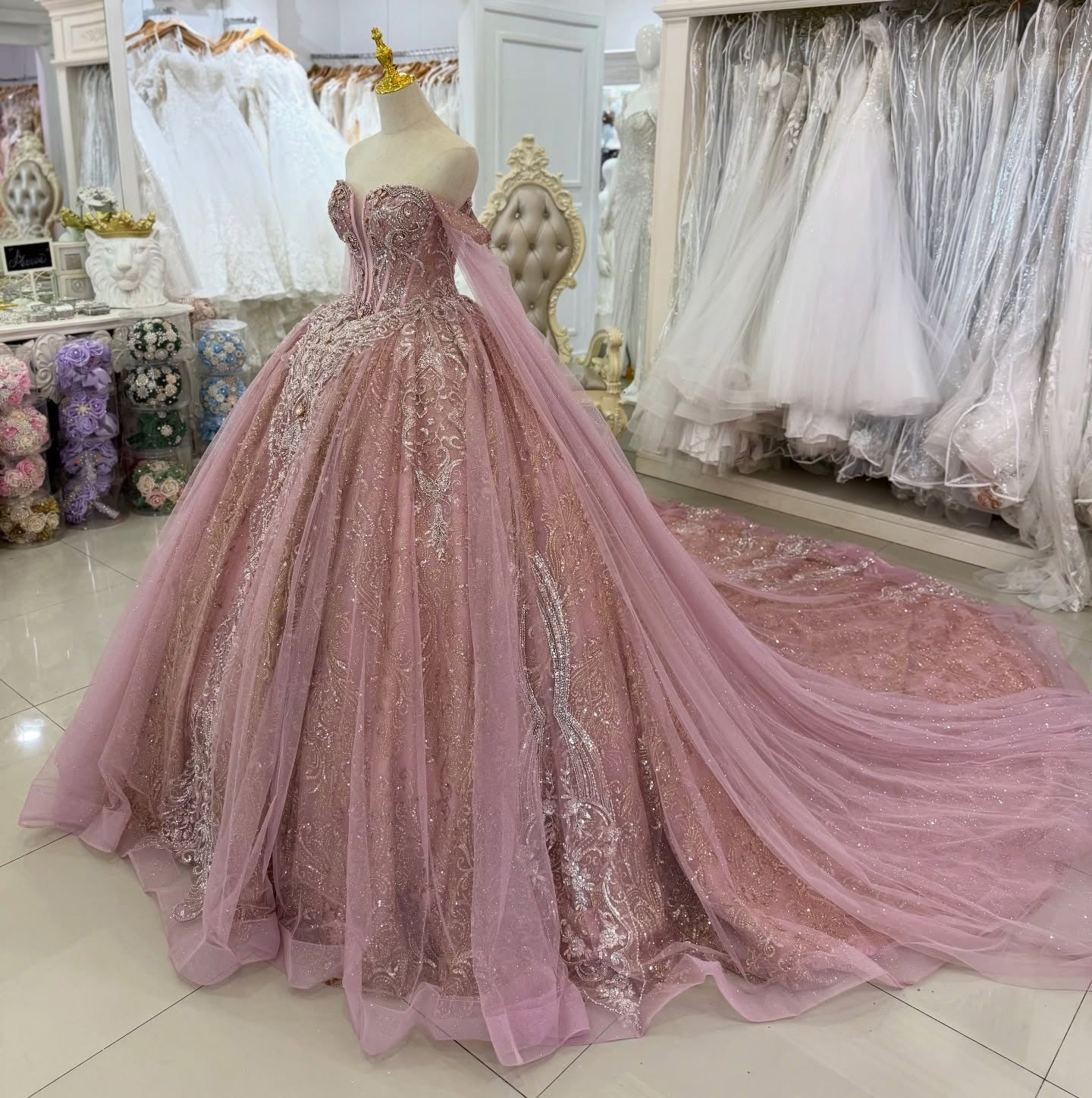 Luxury Lace Crystal Beaded Pink Quinceanera Dresses Off Shoulder Party Dress HE1265