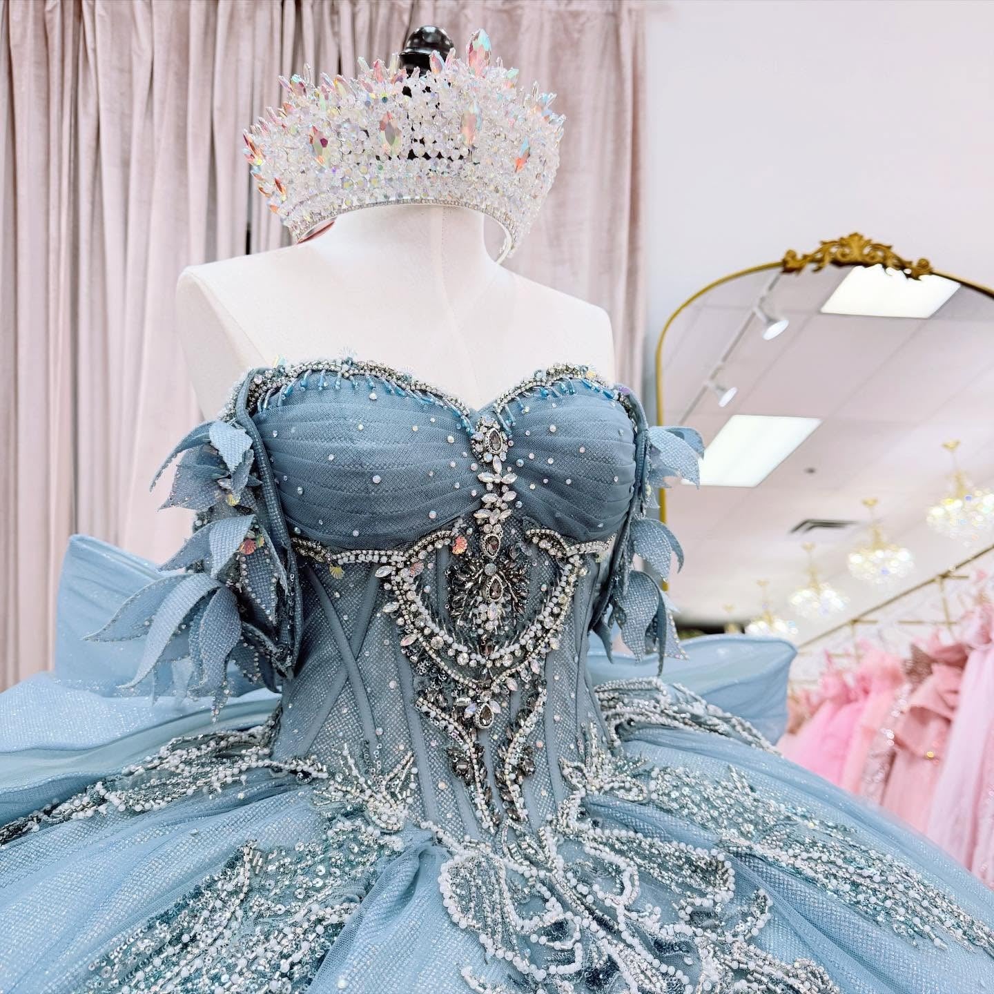 Tulle Lace Appliqued Blue Quinceanera Dresses Sweet 16 Princess Corset Party Gowns HE1292