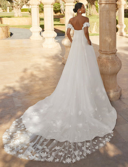 Women's A Line Satin Appliqued Plus Size White Wedding Dresses with Pockets HE875