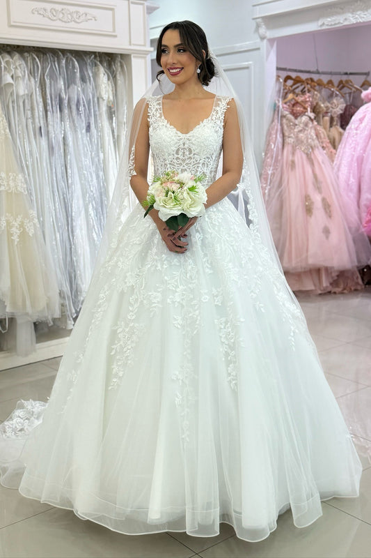 Women's V Neck Wedding Dresses Boho Tulle Lace Appliqued Bridal Wedding Gowns HE1112