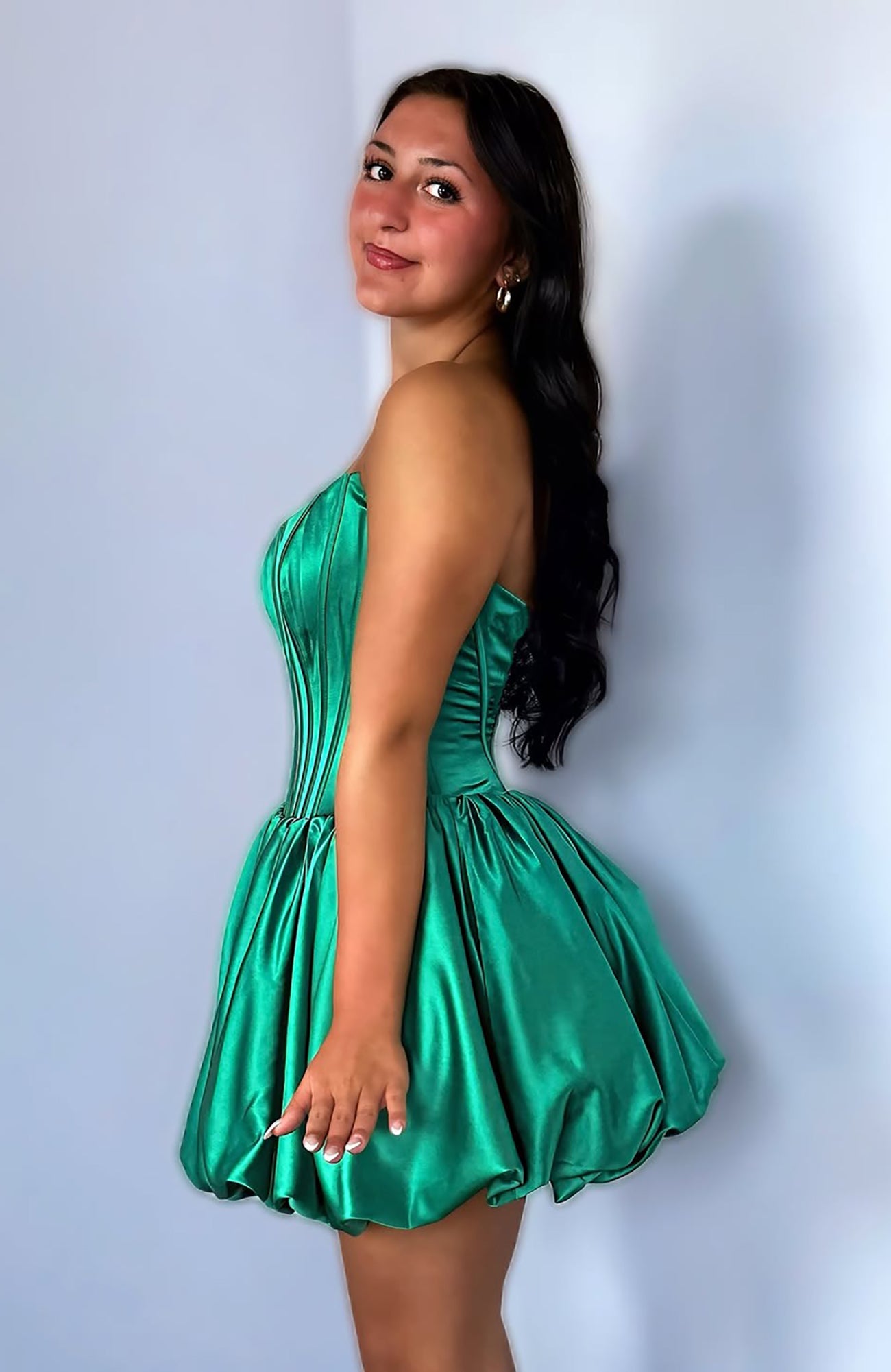 Satin Corset A Line Strapless Homecoming Dresses Knee Length Cocktail Gowns HE847