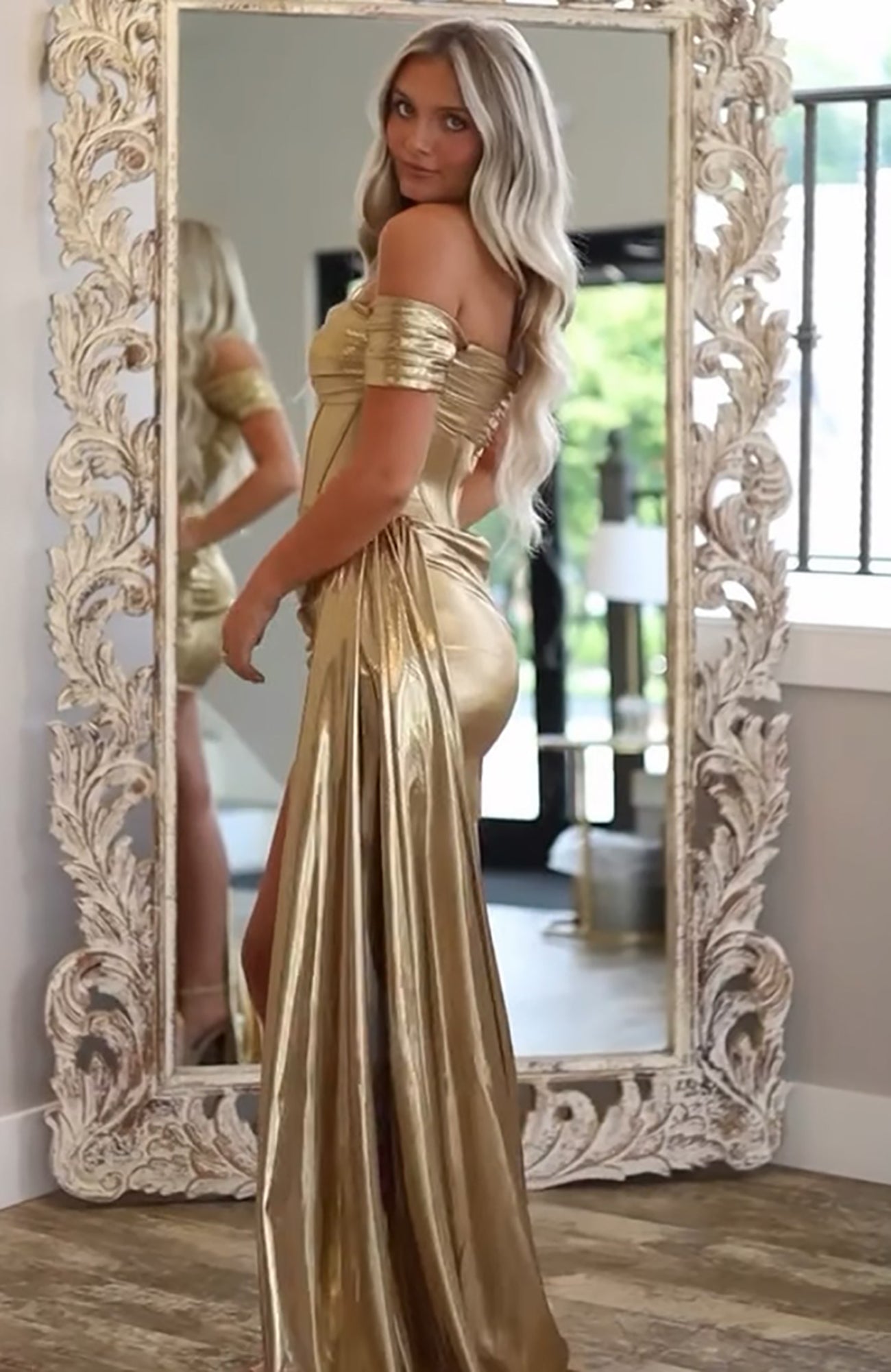 Gold Metallic Short Off The Shoulder Tight Corset Homecoming Dresses with Side Cape HE845