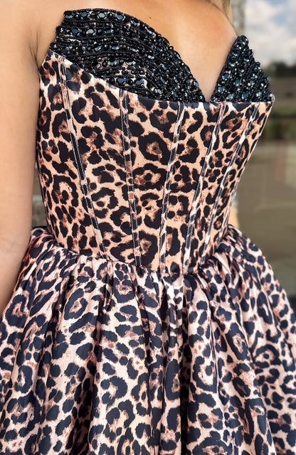 Sweetheart A Line Sequin Beaded Leopard Short Homecoming Dresses HE724
